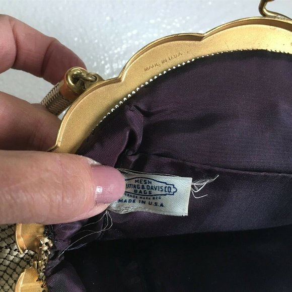 Vintage Whiting & Davis Mesh kiss lock purse - Picture 8 of 8